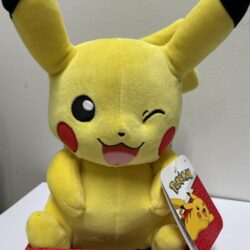 Pokemon pehmo Pikachu noin 25cm-muksumassi.fi