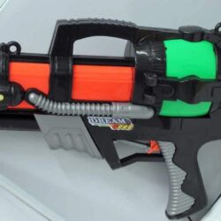 Upea JÄTTI Vesipyssy