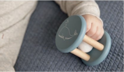 Little Dutch Roller Rattle Sininen Puuhelistin 2 Little Dutch Roller Rattle Sininen Puuhelistin - Image 2