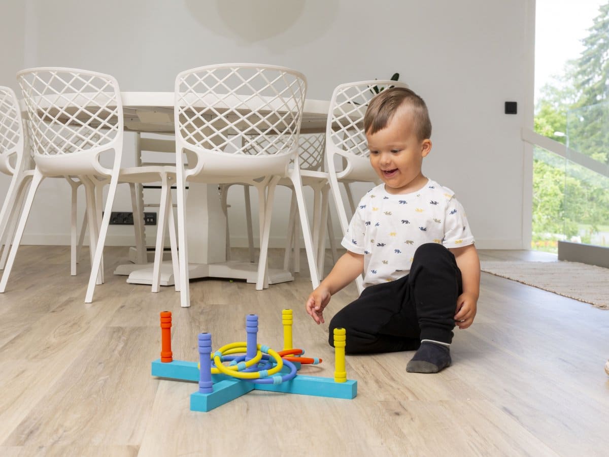 Renkaanheitto peli 2 Renkaanheitto peli