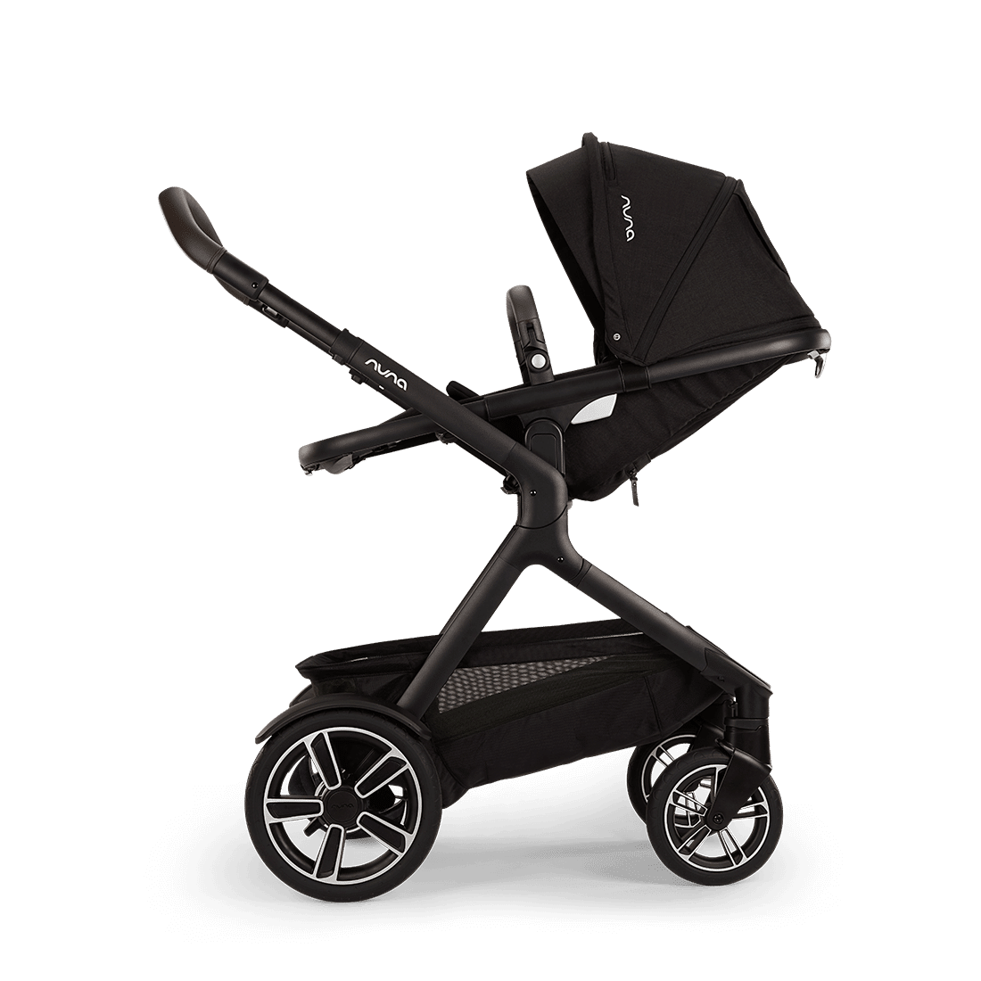 Nuna Demi Next yhdistelmävaunut Caviar 6 Nuna Demi Next yhdistelmävaunut