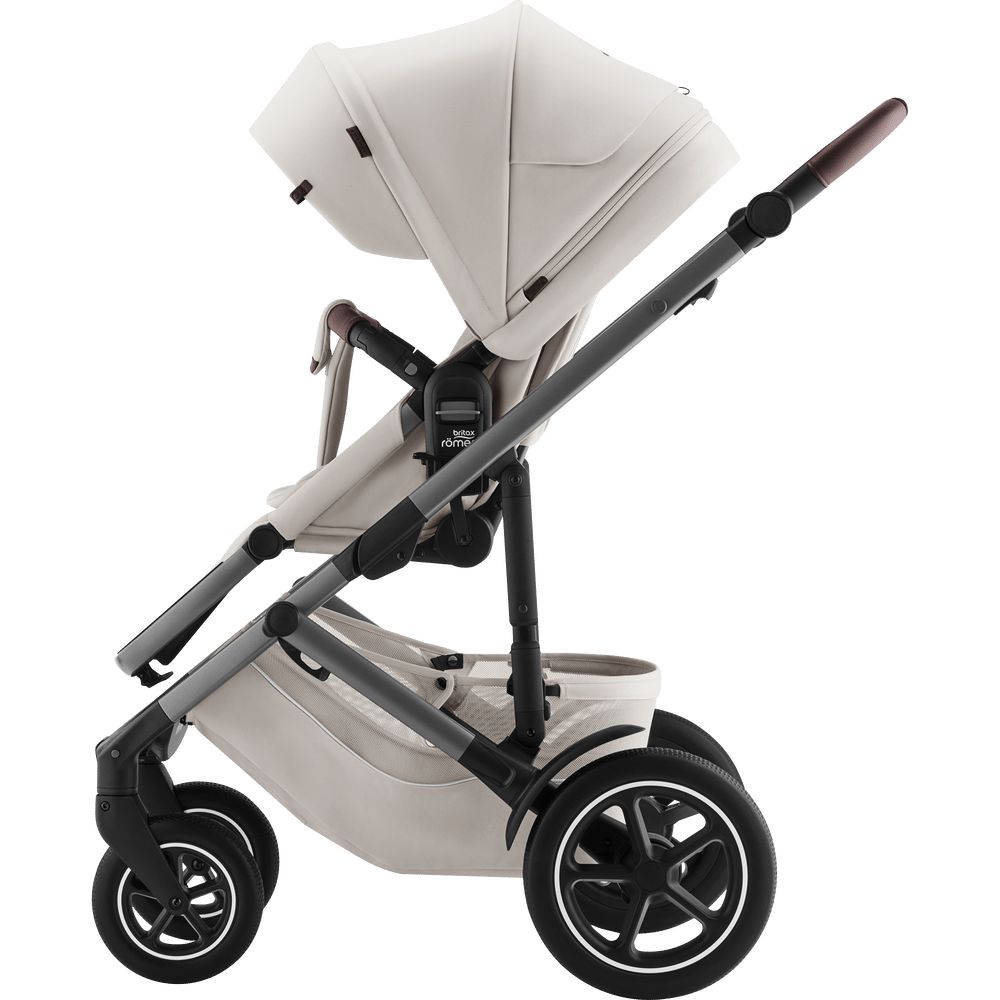 Britax Römer Smile 5Z - Comfort plus set Starttipaketti 3 Britax Römer Smile 5Z - Essential set Starttipaketti