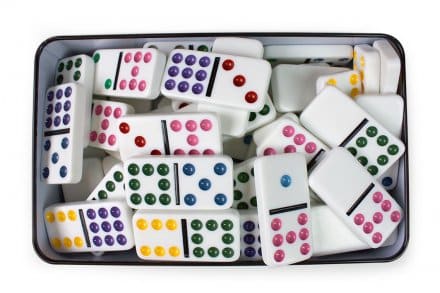 Domino Double 9 metallirasiassa 2 Domino Double 9 metallirasiassa - Image 2