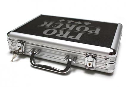 Tactic Pro Poker salkku 200 merkkiä 3 Tactic Pro Poker salkku-muksumassi.fi