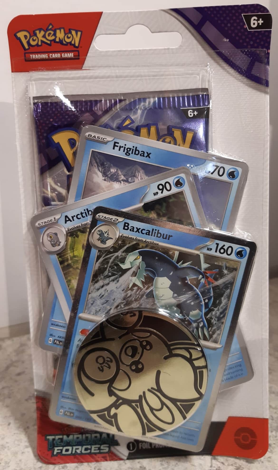 Pokémon TCG: Scarlet & Violet Temporal Forces boosteri lahjapakkaus 1 Pokémon TCG: Scarlet & Violet Temporal Forces-muksumassi.fi